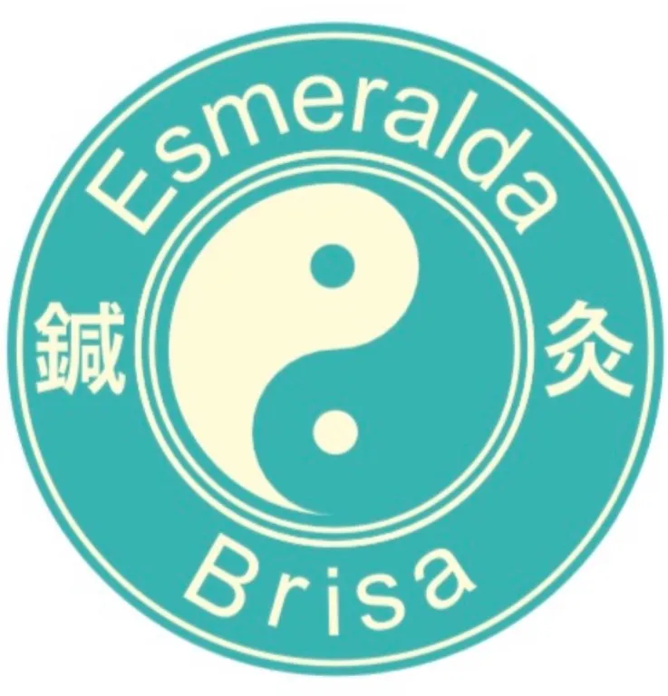 鍼灸 Esmeralda Brisa