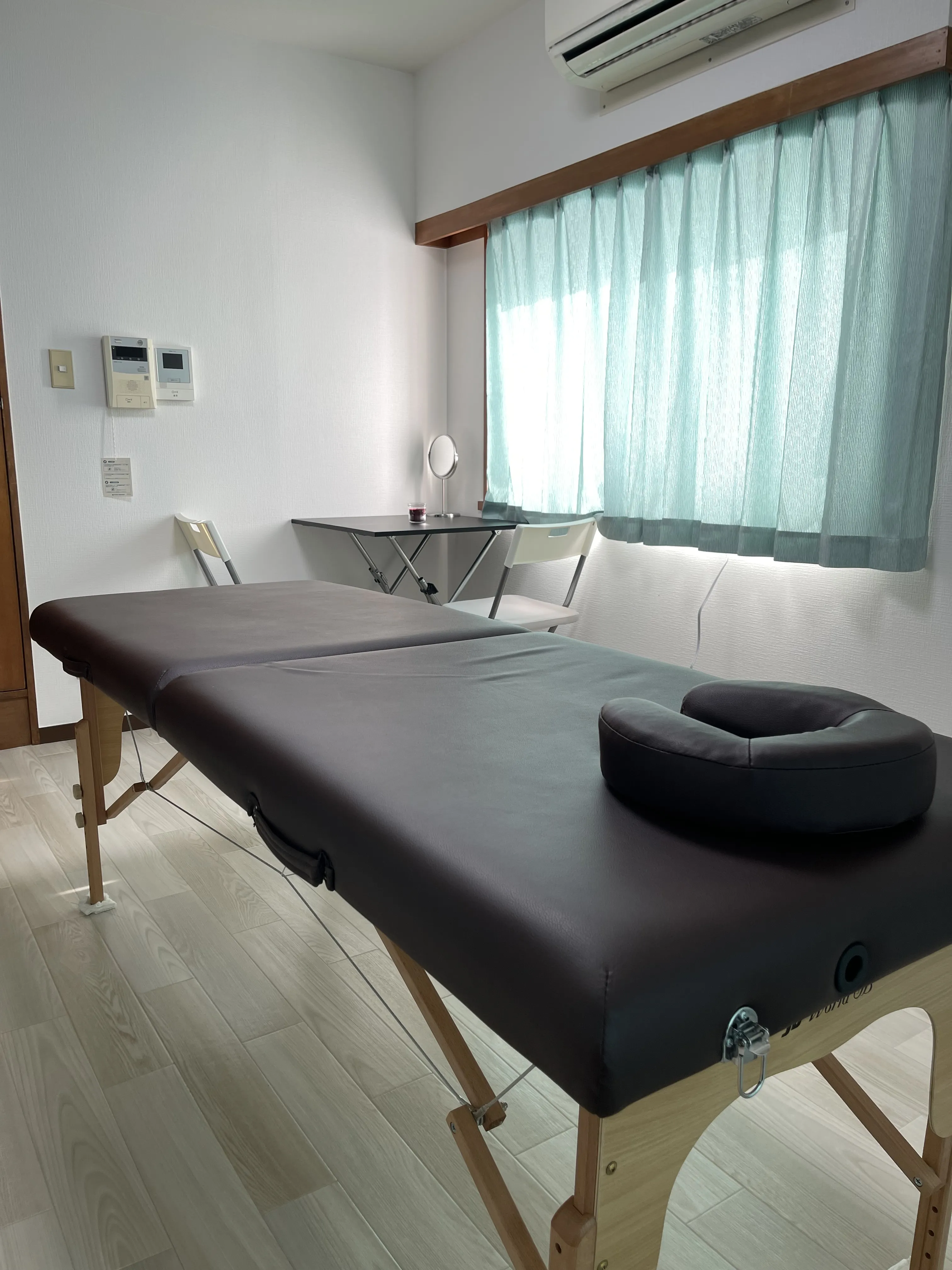 愛ヒーリングサロン　鍼灸マッサージストレッチ