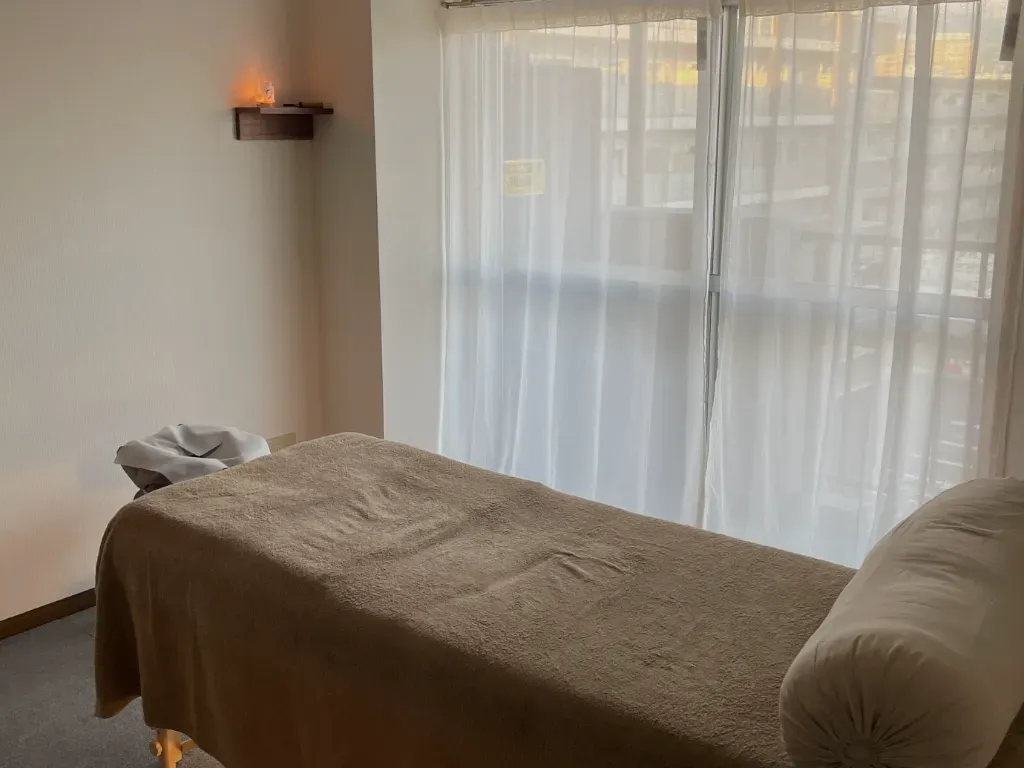 U. 鍼灸マッサージ