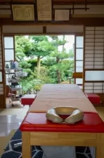 是梵(ぜぼん)治療処