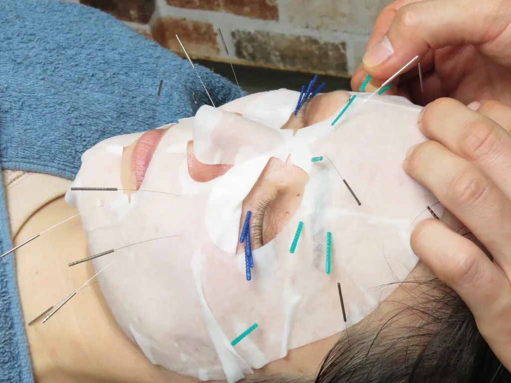 ほぐして　コリとる鍼灸整体サロン