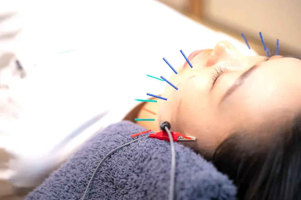 小顔・美姿勢専門　尼崎美容整体院