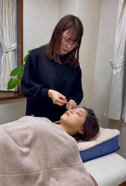 鍼灸サロン　月と恵