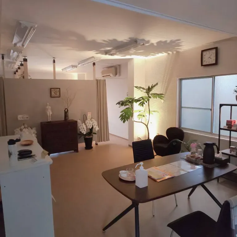 暖鍼灸院
